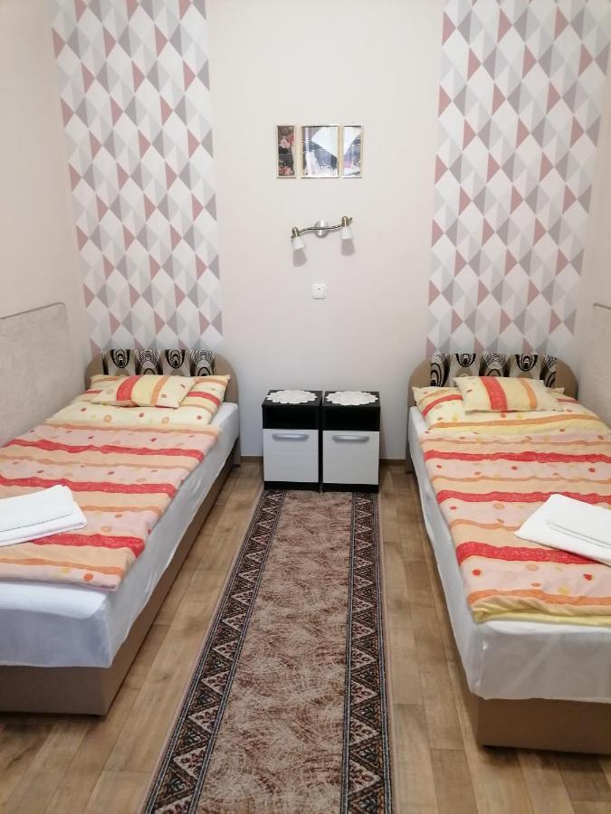 Kaktuszvirag Apartmanhaz Hajdúszoboszló Eksteriør billede