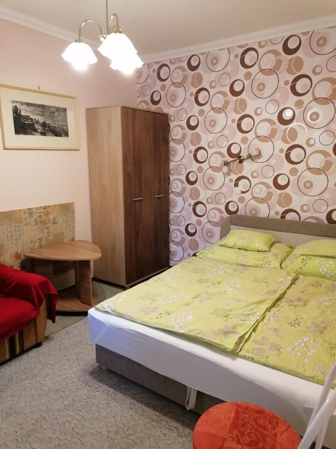 Kaktuszvirag Apartmanhaz Hajdúszoboszló Eksteriør billede